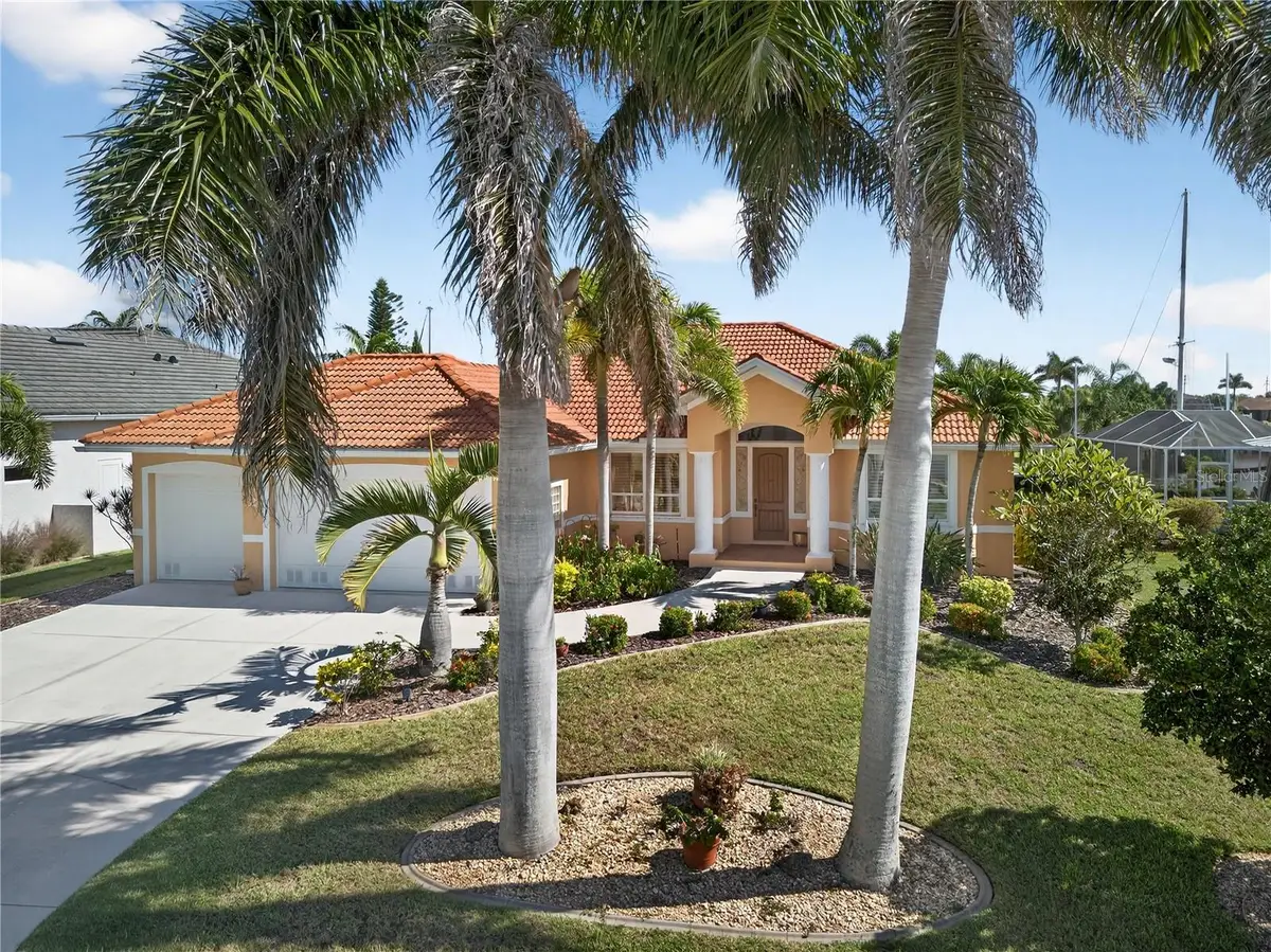 132 Crescent Drive, Punta Gorda, FL 33950 - Image #1
