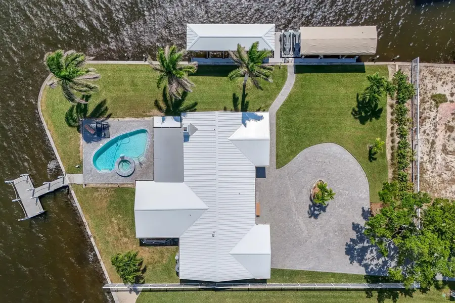 5596 Avenida Pescadora, Fort Myers Beach, FL 33931 - Image #2