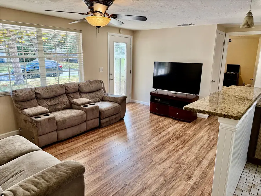 3012 Java Plum Avenue, Sarasota, FL 34232 - Image #2