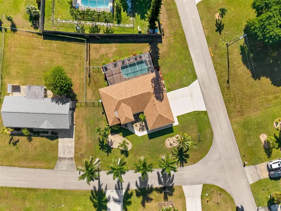 302 SE 34th Street, Cape Coral, FL 33904 - Image #2
