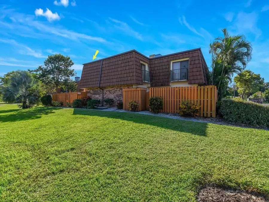 1450 Park Shore Circle #3, Fort Myers, FL 33901 - Image #3