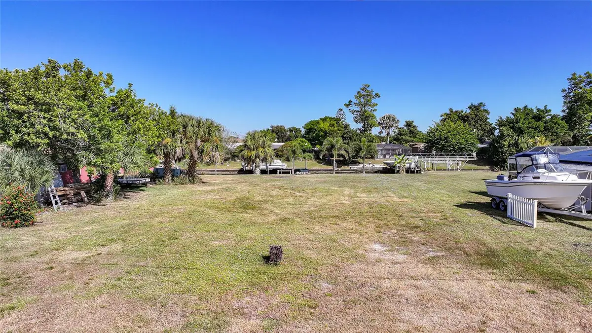134 Easton Drive Nw, Port Charlotte, FL 33952 - Image #1