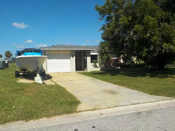 30 Oakland Hills Court, ROTONDA WEST, FL 33947