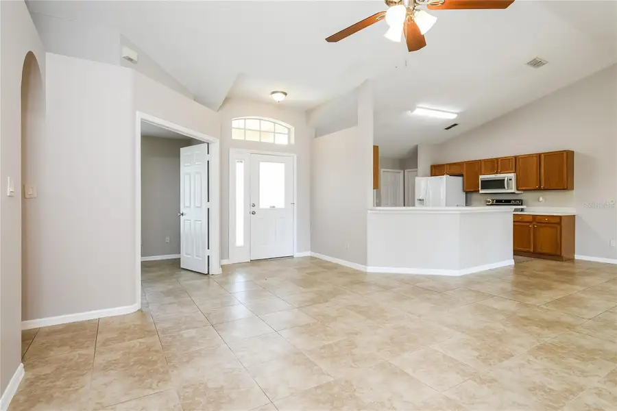15524 Crystal Creek Court, Clermont, FL 34711 - Image #3