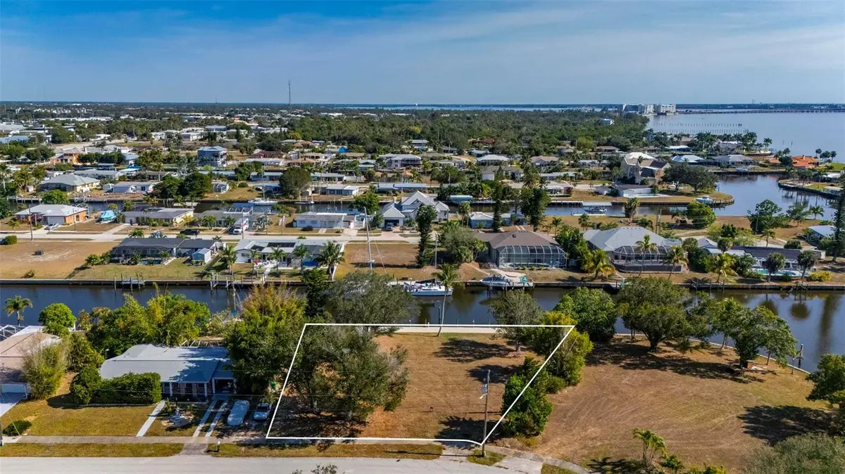 165 Small Street Se, Port Charlotte, FL 33952 - Image #1
