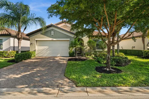10661 Essex Square Boulevard, FORT MYERS, FL 33913