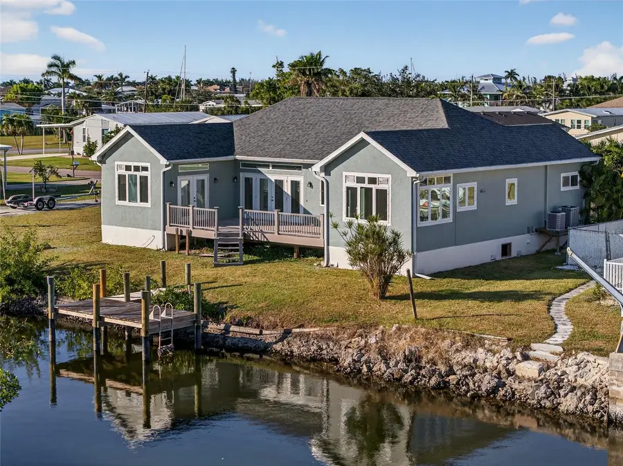 631 Tahiti Court, Punta Gorda, FL 33950 - Image #3