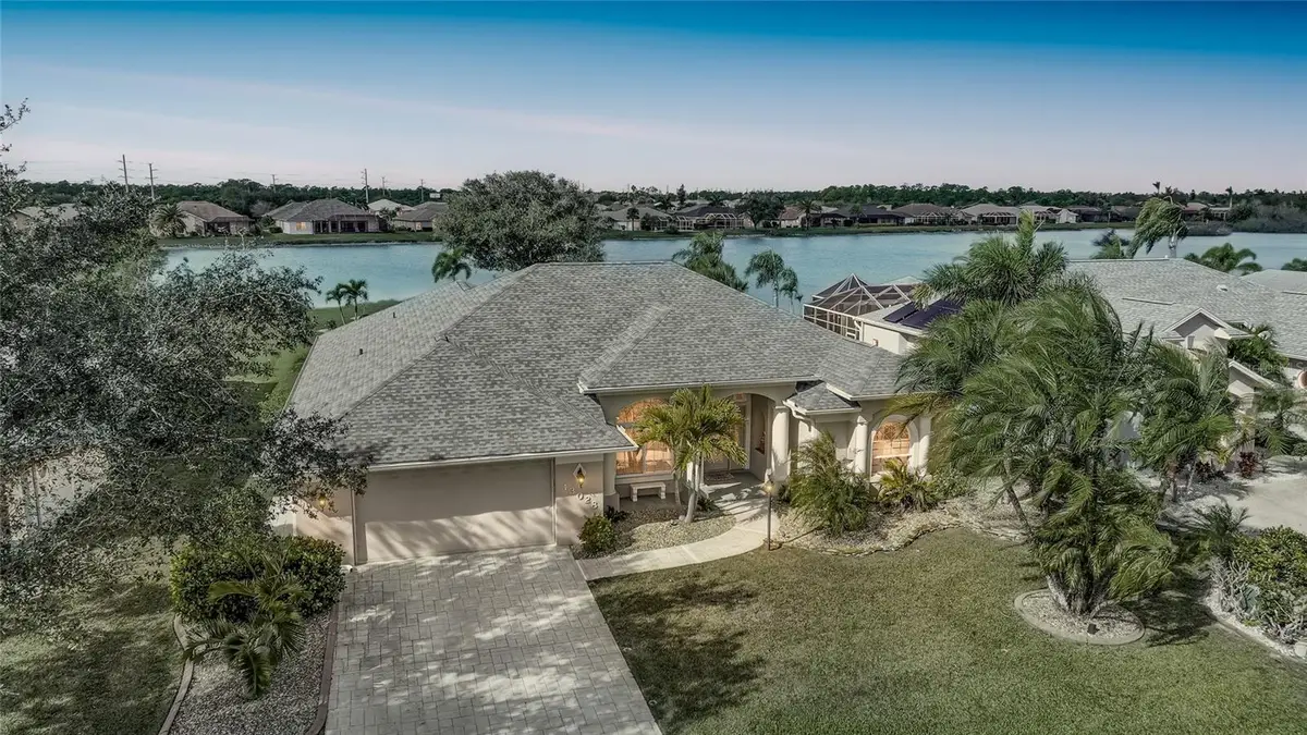 13028 SW Kingsway Circle, Lake Suzy, FL 34269 - Image #1