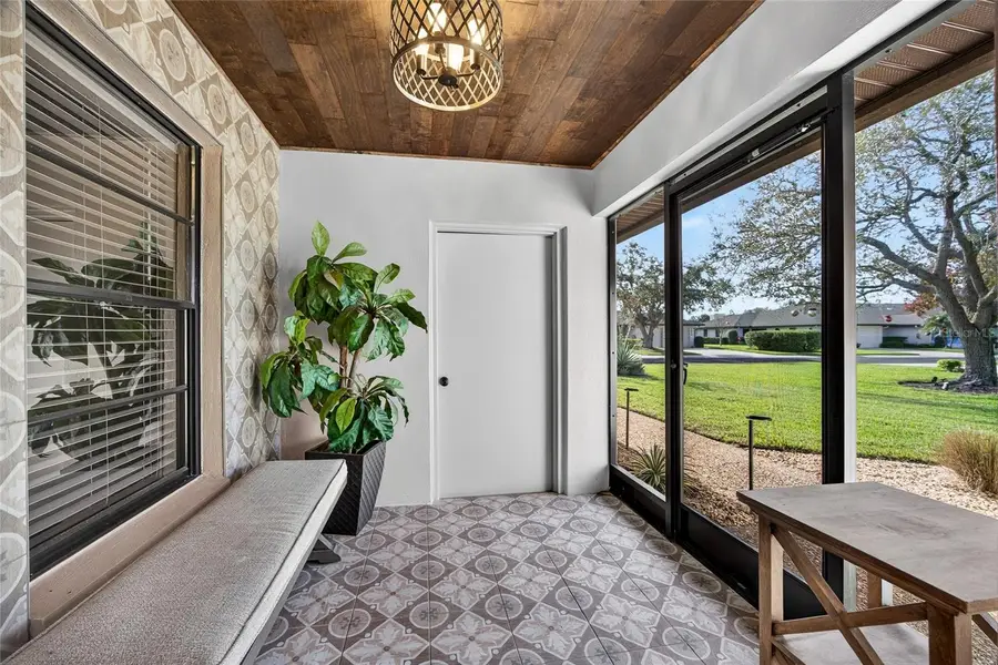 3641 Gleneagle Drive #12D, Sarasota, FL 34238 - Image #3