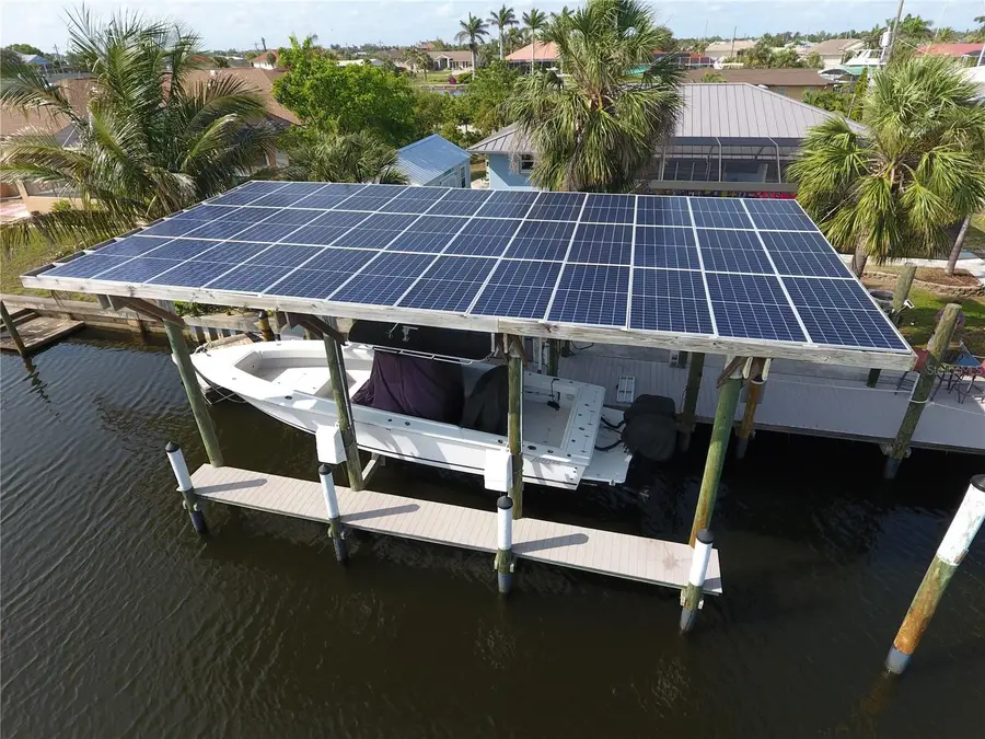 107 Sinclair Street Se, Port Charlotte, FL 33952 - Image #3