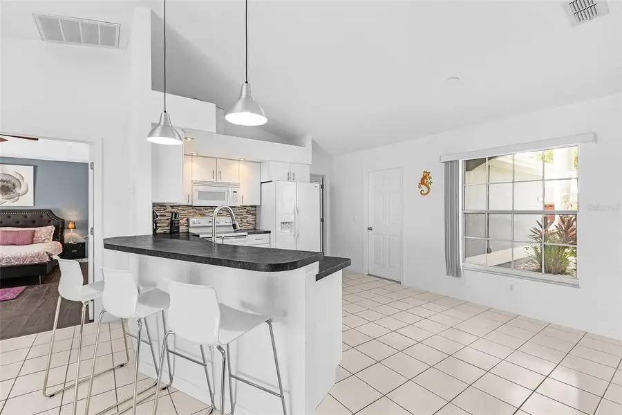 2823 SW 39th Terrace, Cape Coral, FL 33914 - #3