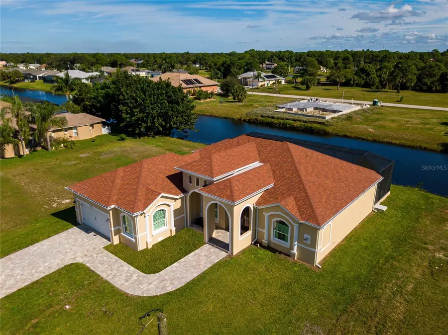 238 W Pine Valley Lane, Rotonda West, FL 33947 - Image #2