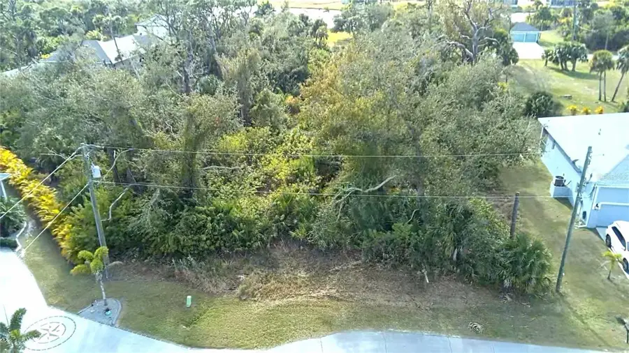 102 Sunny Way, Rotonda West, FL 33947 - #2