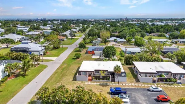 232 W Henry Street, PUNTA GORDA, FL 33950