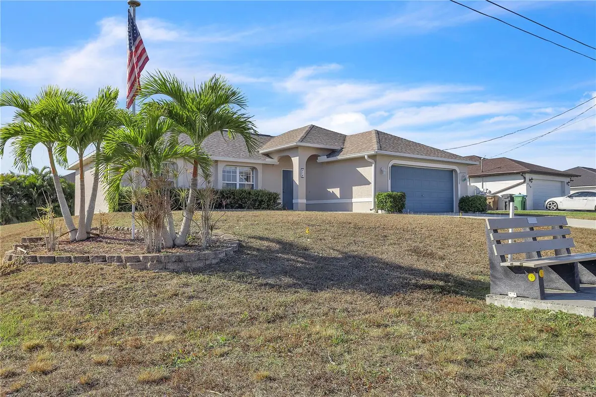 916 NE 4th Place, Cape Coral, FL 33909 - #1
