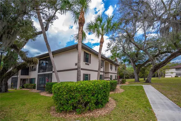 19505 Quesada Avenue #H101, PORT CHARLOTTE, FL 33948
