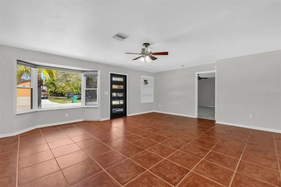 923 Linnaen Terrace Nw, Port Charlotte, FL 33948 - #2