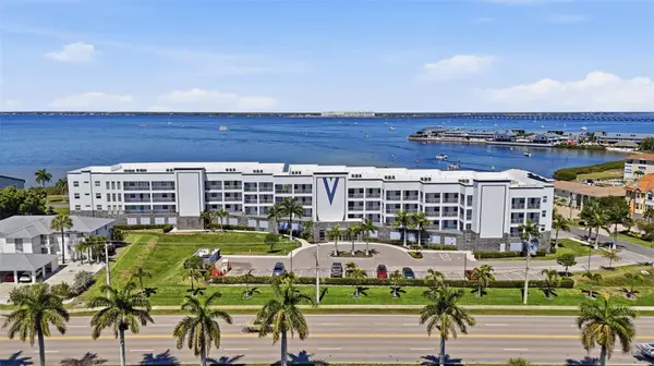 1425 Park Beach Circle #124, PUNTA GORDA, FL 33950