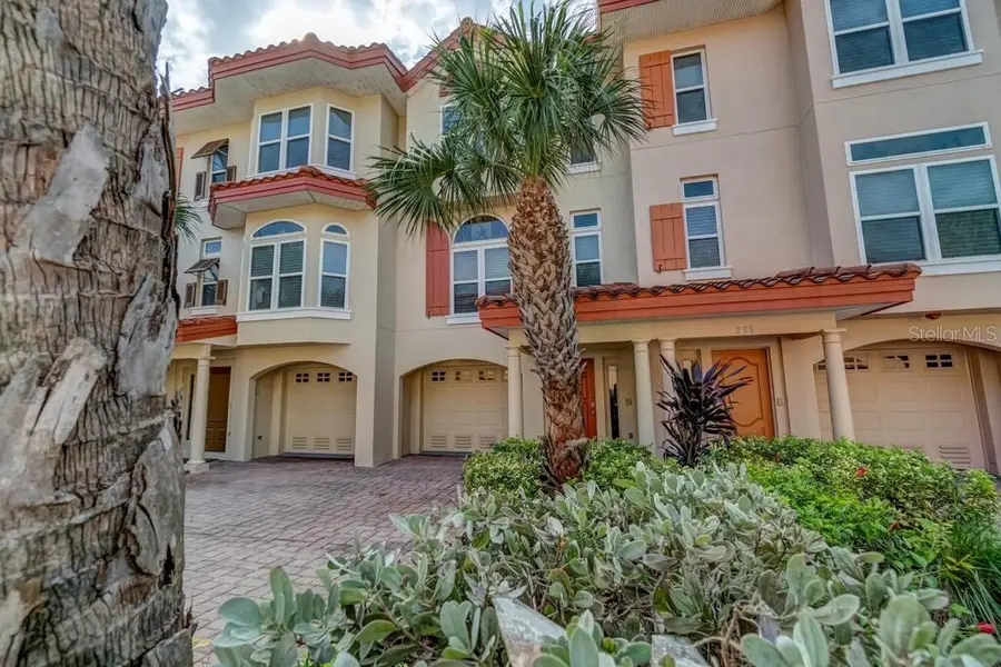 241 17th Street N, Bradenton Beach, FL 34217 - #2