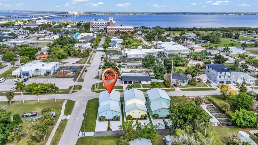 301 E Virginia Avenue, Punta Gorda, FL 33950 - #2