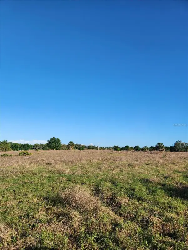 415 Lake Josephine Drive, SEBRING, FL 33875