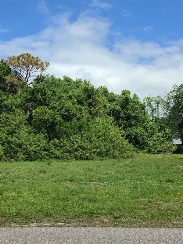 30086 Cedar Road, PUNTA GORDA, FL 33982