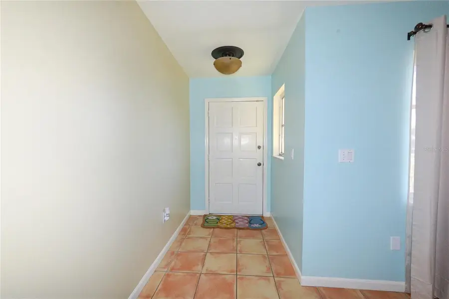 9215 Kingston Road, Bradenton, FL 34210 - #3