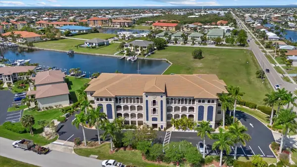 1349 Aqui Esta Drive #136, PUNTA GORDA, FL 33950