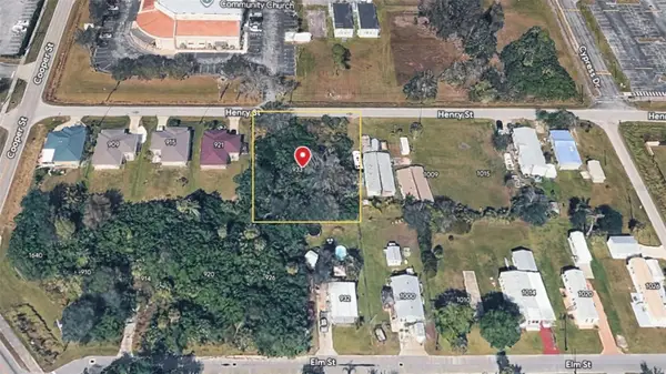 933 Henry Street, PUNTA GORDA, FL 33950