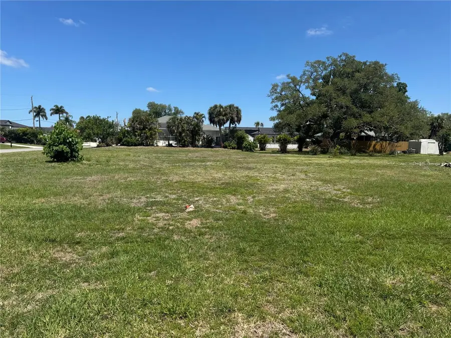 Dona Way, Nokomis, FL 34275 - #2