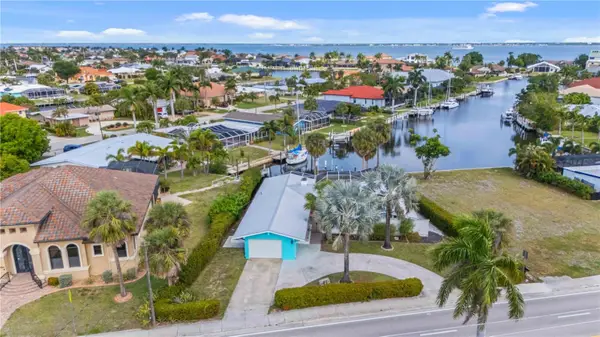 1960 W Marion Avenue, PUNTA GORDA, FL 33950