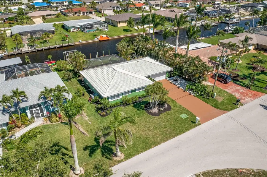 4815 Sorrento Court, Cape Coral, FL 33904 - #3