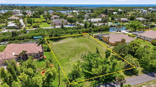305 Spaniards Road, PLACIDA, FL 33946