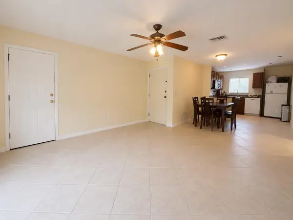 2702 Hidden Lake Drive S #A, SARASOTA, FL 34237