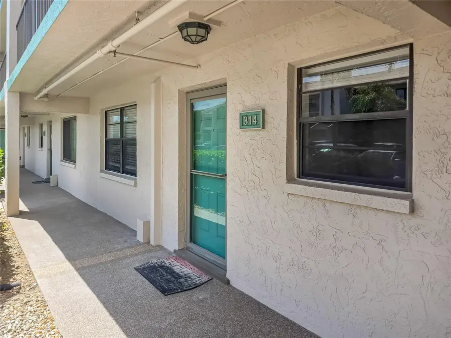 175 Kings Highway #Bldg 3 UNIT 314, Punta Gorda, FL 33983 - #3