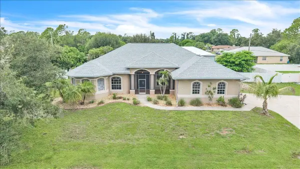 2441 Staver Street, PUNTA GORDA, FL 33980