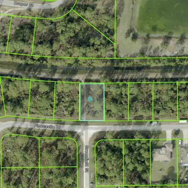 743 Pinecastle Drive, LEHIGH ACRES, FL 33974