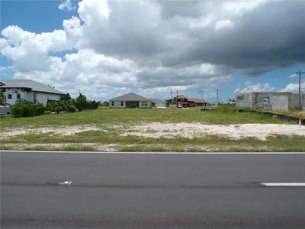 420 Diplomat Parkway E, CAPE CORAL, FL 33909