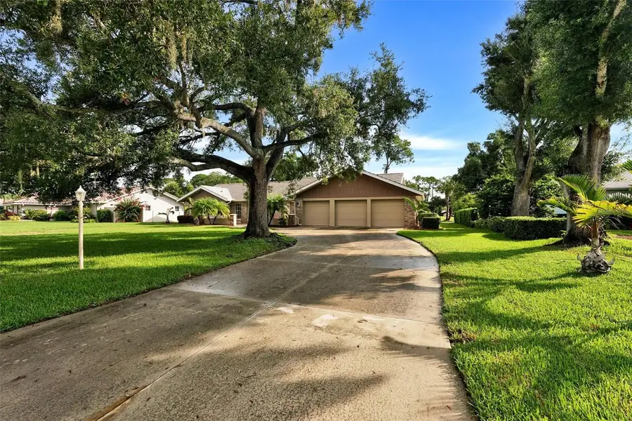 7913 Broadmoor Pines Boulevard, Sarasota, FL 34243 - #2
