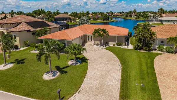 596 Macedonia Drive, PUNTA GORDA, FL 33950