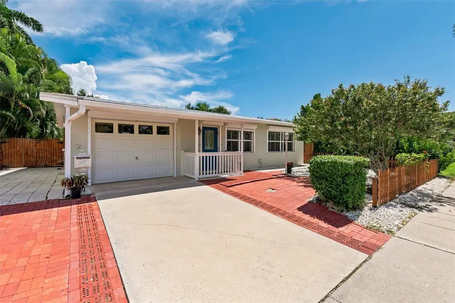617 W Olympia Avenue, Punta Gorda, FL 33950 - #2