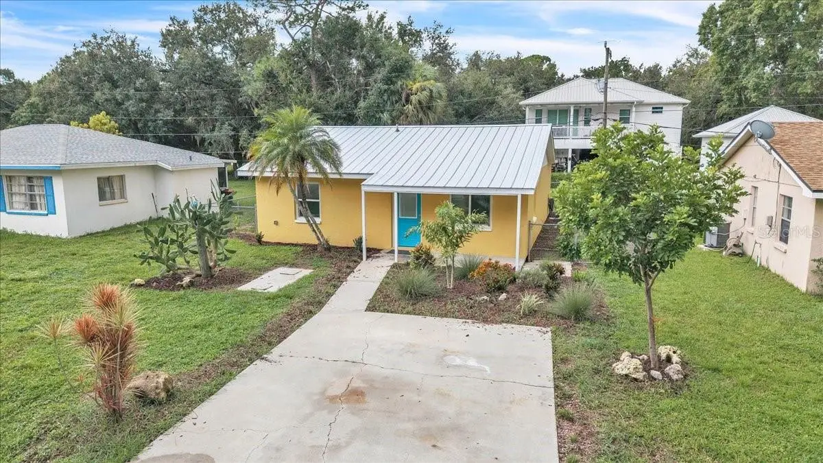 537 Capitol Street, North Fort Myers, FL 33903 - #1