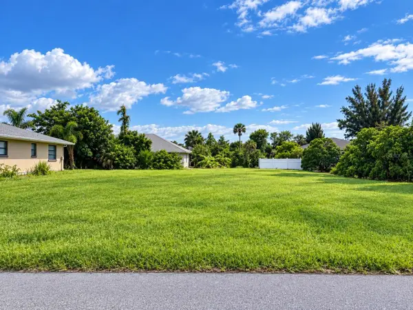 Daroco Lane, NORTH PORT, FL 34287