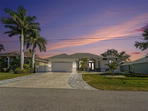 4256 Beach View Court, PORT CHARLOTTE, FL 33948