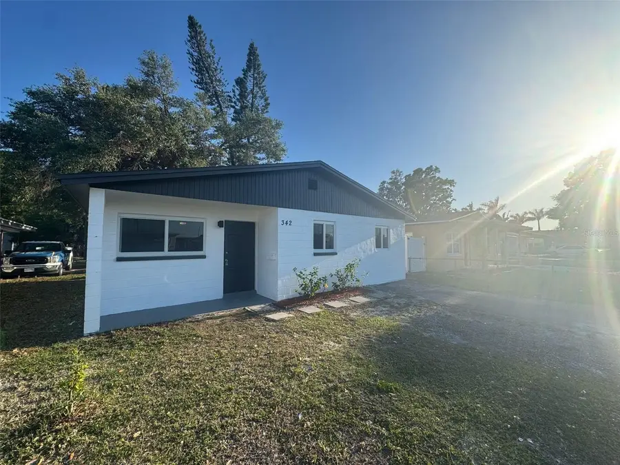 342 51st Avenue N, Saint Petersburg, FL 33703 - #3