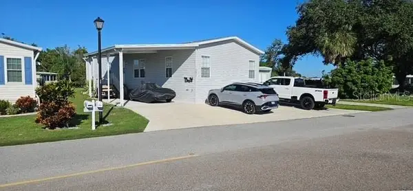 5652 Holiday Park Boulevard, NORTH PORT, FL 34287