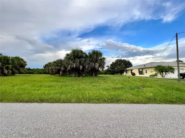 172 Tournament Road, ROTONDA WEST, FL 33947