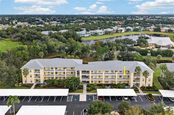 2060 Willow Hammock Circle #207, PUNTA GORDA, FL 33983