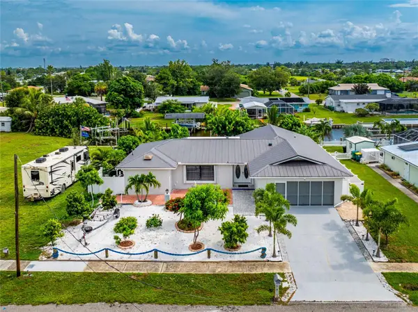 137 Dowling Avenue Ne, PORT CHARLOTTE, FL 33952