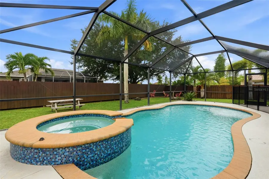 304 NE 20th Terrace, Cape Coral, FL 33909 - #3